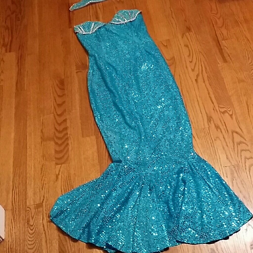 Sexy Mermaid costume - Picture 2 of 7